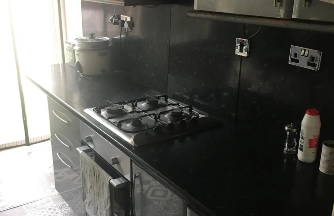 Single Room - Town & University Nearby, 24H Bus, Airport-Linked-1
