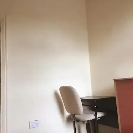 Single Room - Town & University Nearby, 24H Bus, Airport-Linked-2